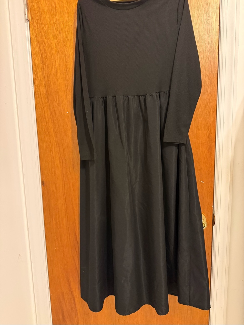 Classic Black Long-Sleeve Formal Dress for Women